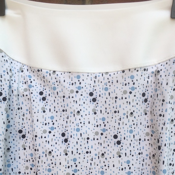 New! Puma PWRShape White Dot Print 16” Golf Skort With Pockets size Medium - Picture 4 of 15
